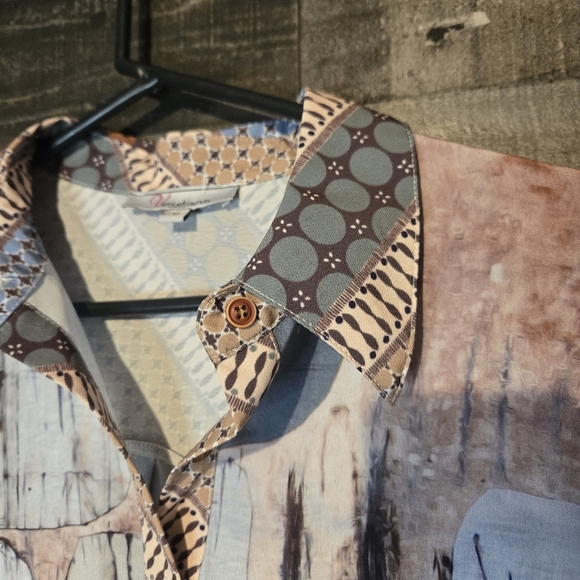 Abstract Patterned Button-Up Shirt - Picture 4 of 7